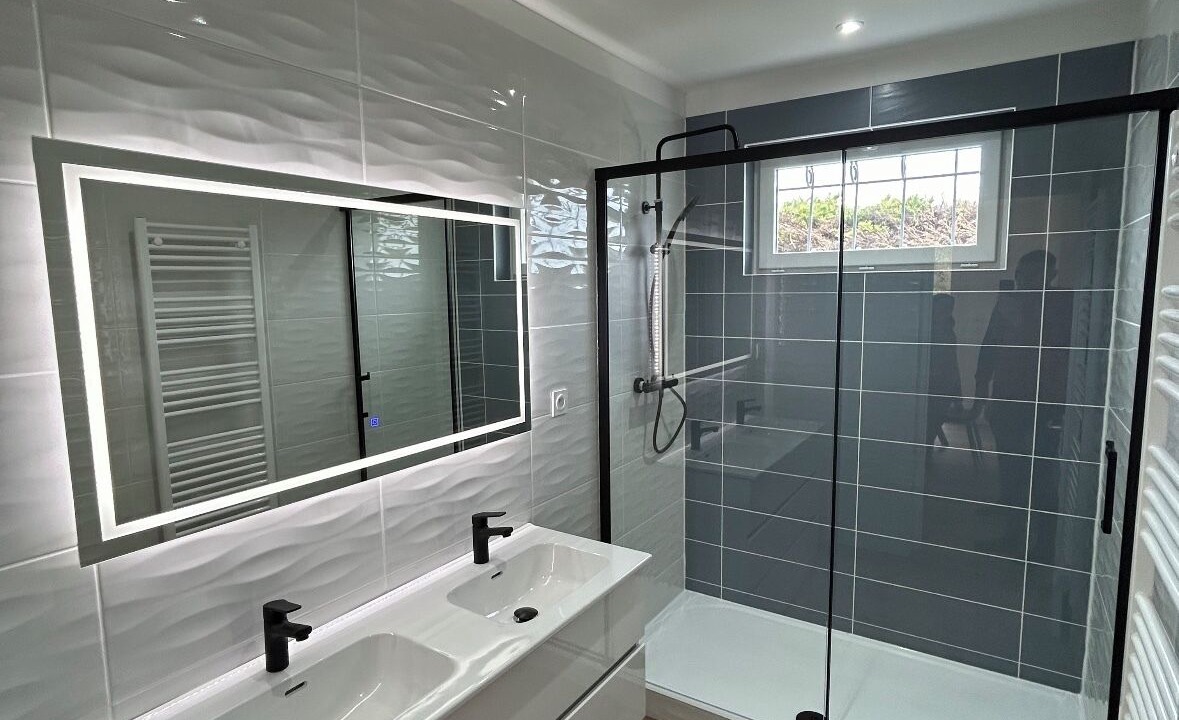 Photo of Bathroom in Meursac