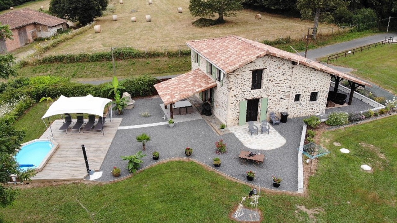 Photo of Outdoor in Saint-Quentin-sur-Charente