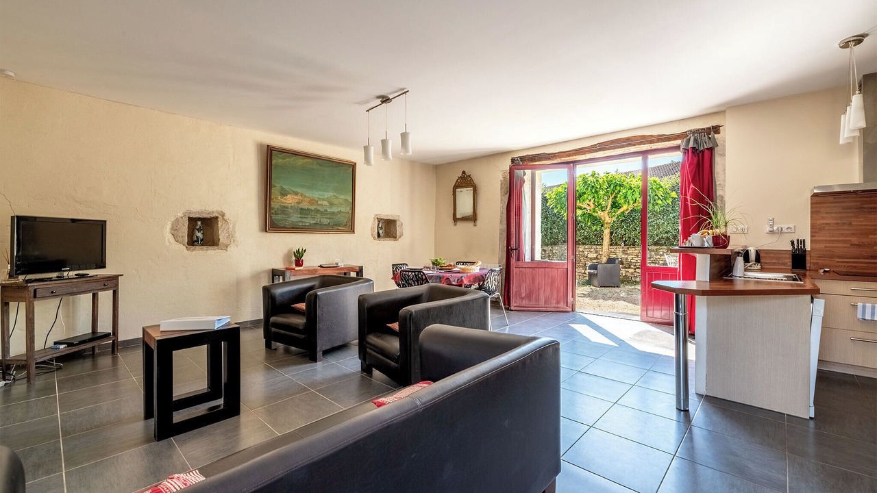 Photo of Livingroom in Ajat
