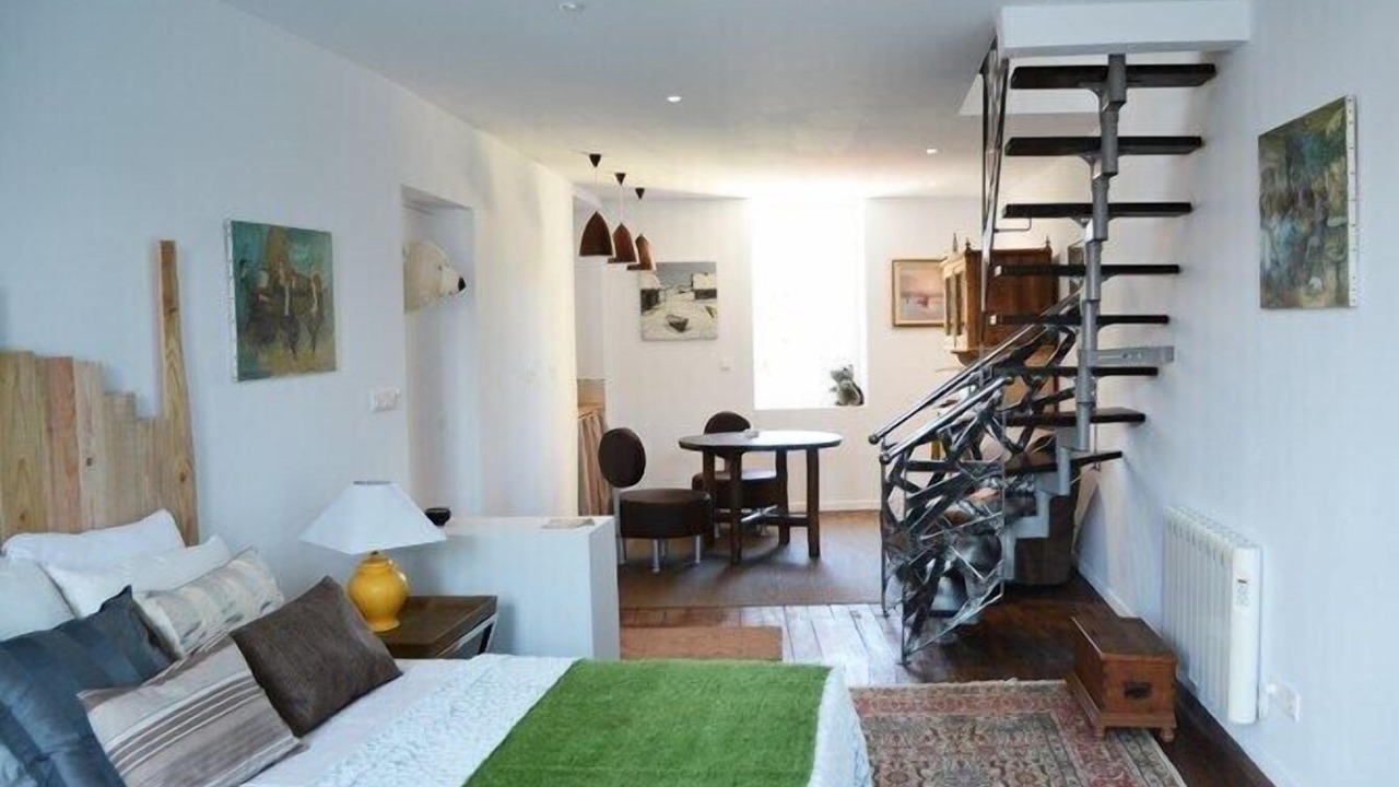 Photo of Bedroom in Dun-le-Palestel