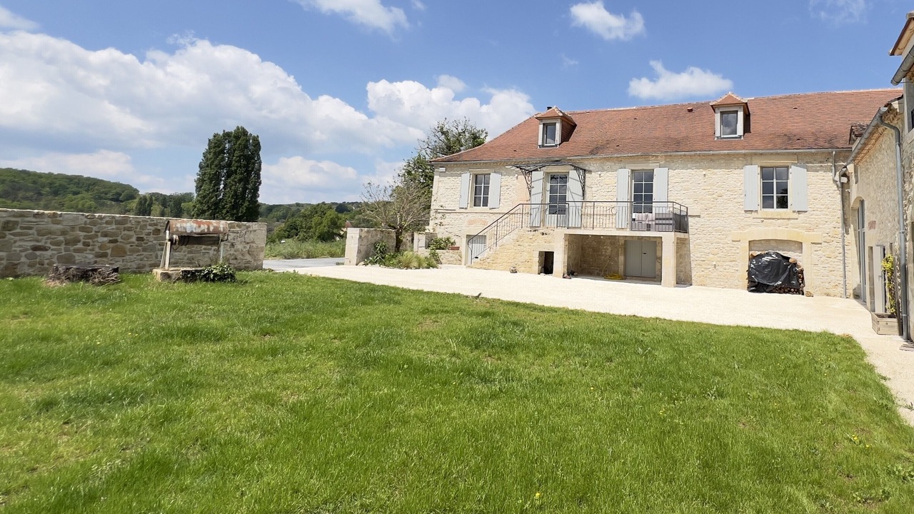Photo of Outdoor in Anlhiac