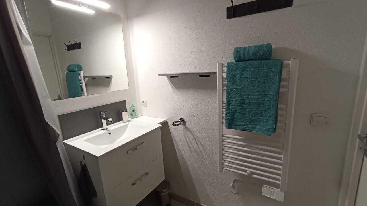 Photo of Bathroom in Blaye