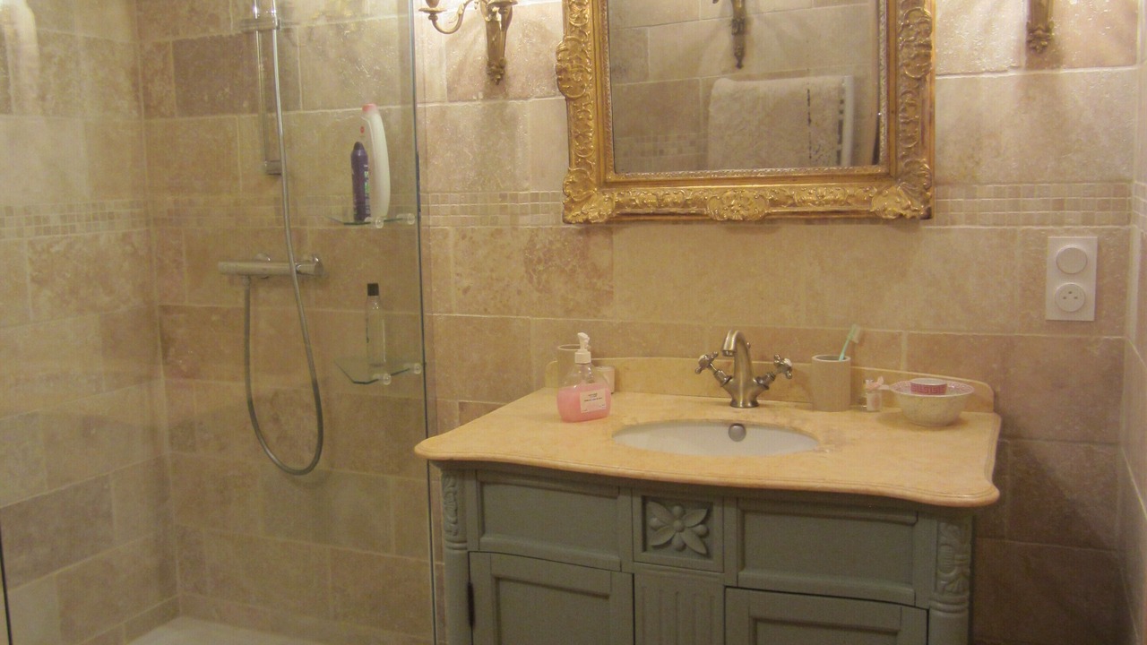 Photo of Bathroom in Champcevinel