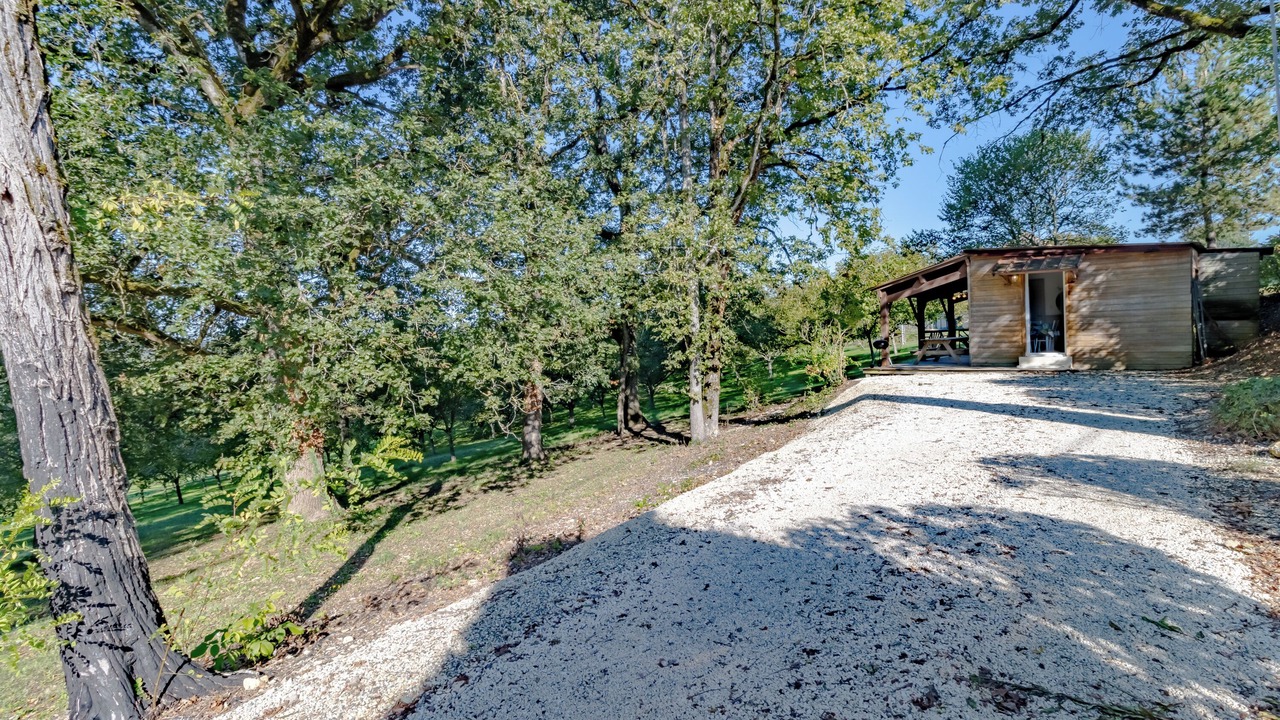 Photo of Outdoor in Paulin