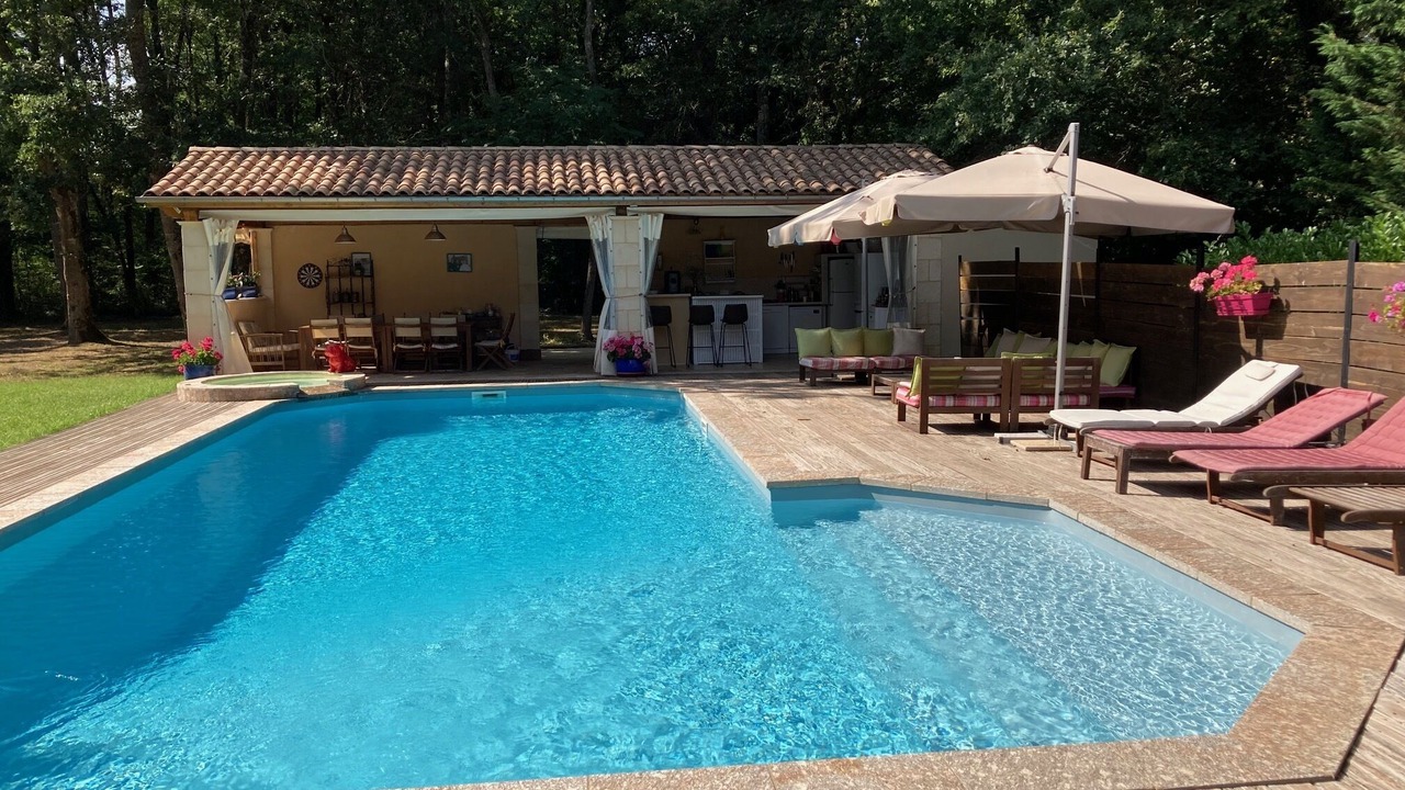 Photo of Outdoor in Beleymas