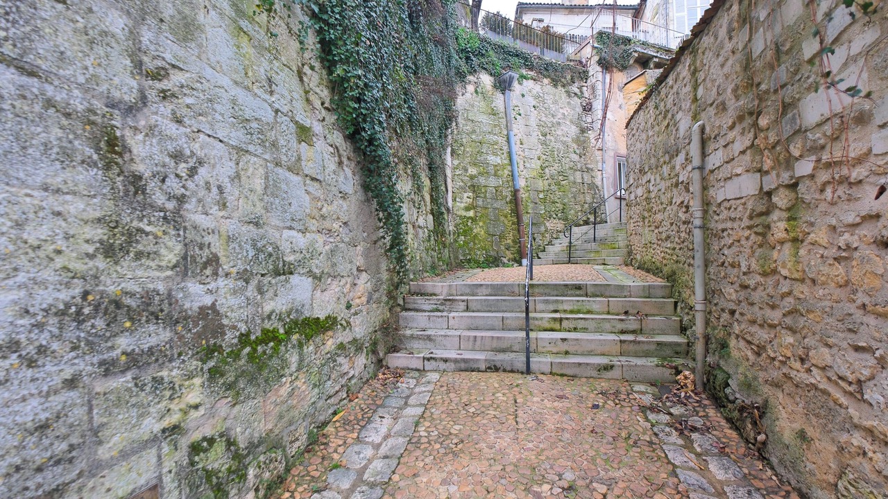 Photo of Others in Perigueux