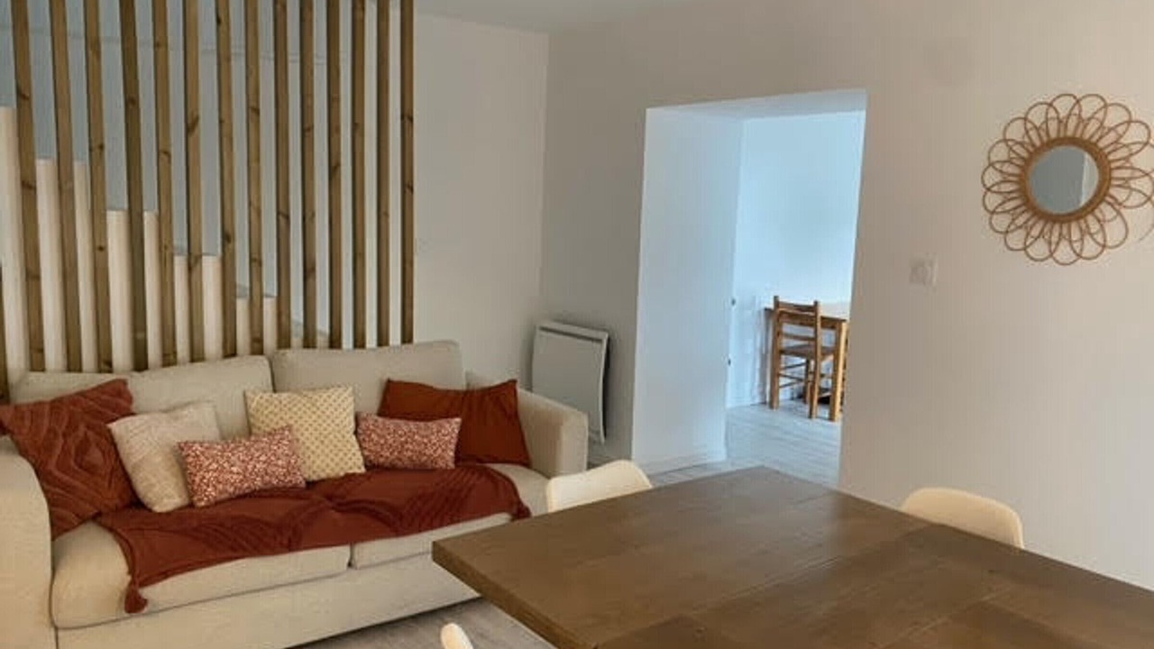 Photo of Livingroom in Domino