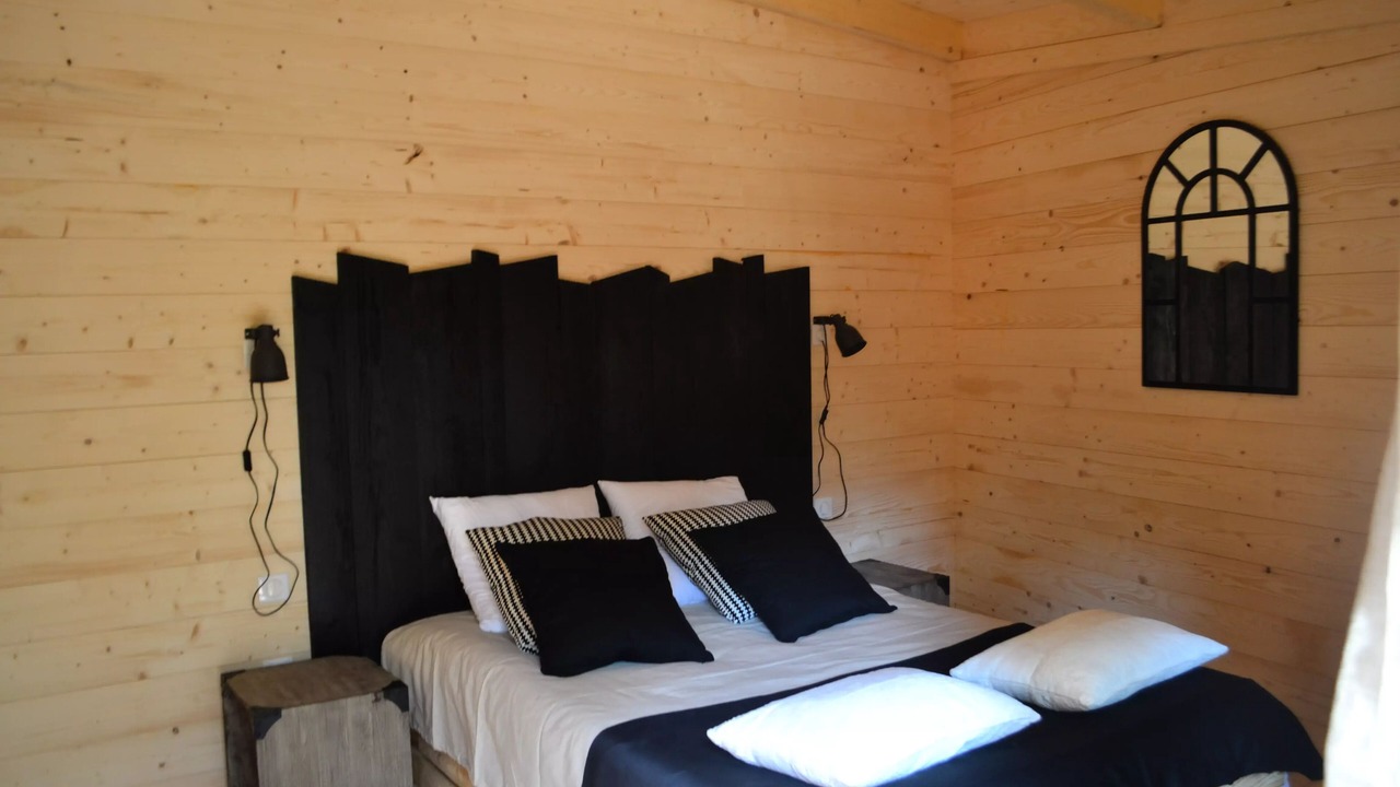 Photo of Bedroom in Salles-en-Toulon