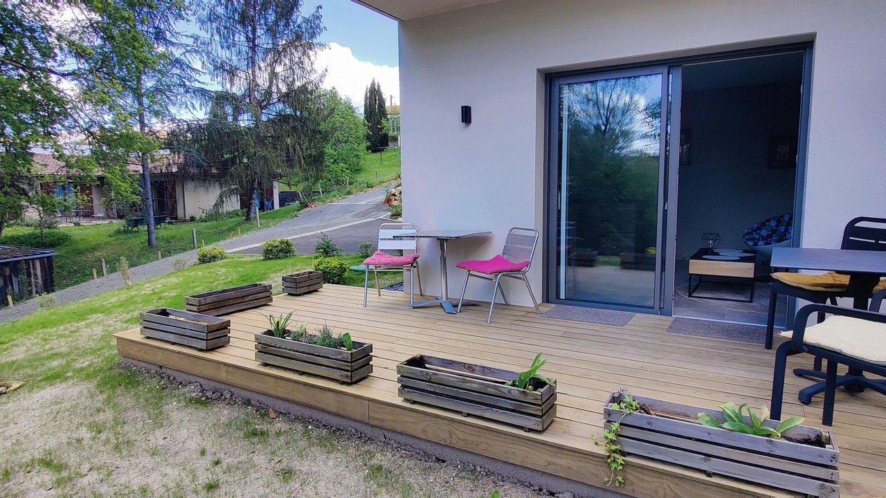 Photo of Outdoor in Creon