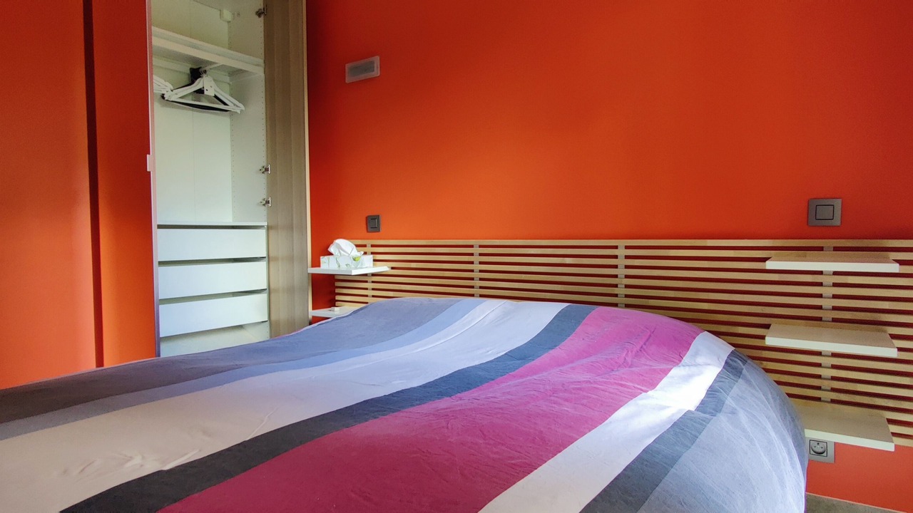 Photo of Bedroom in Creon