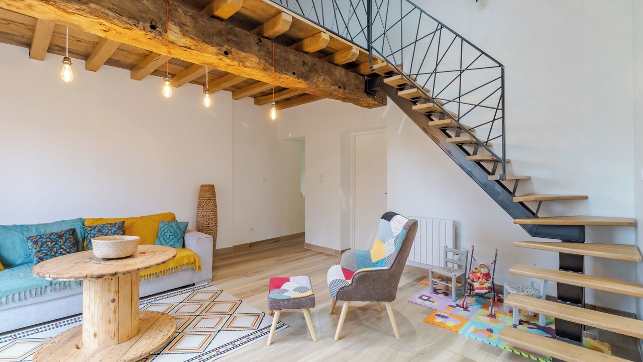 Photo of Livingroom in Les Salles-De-Castillon