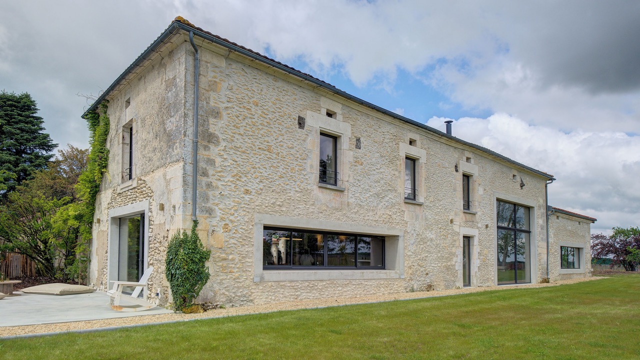 Photo of Outdoor in Vieux-Mareuil