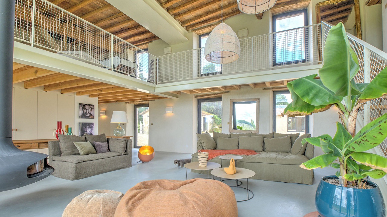Photo of Livingroom in Vieux-Mareuil