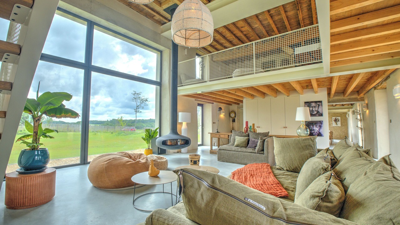 Photo of Livingroom in Vieux-Mareuil