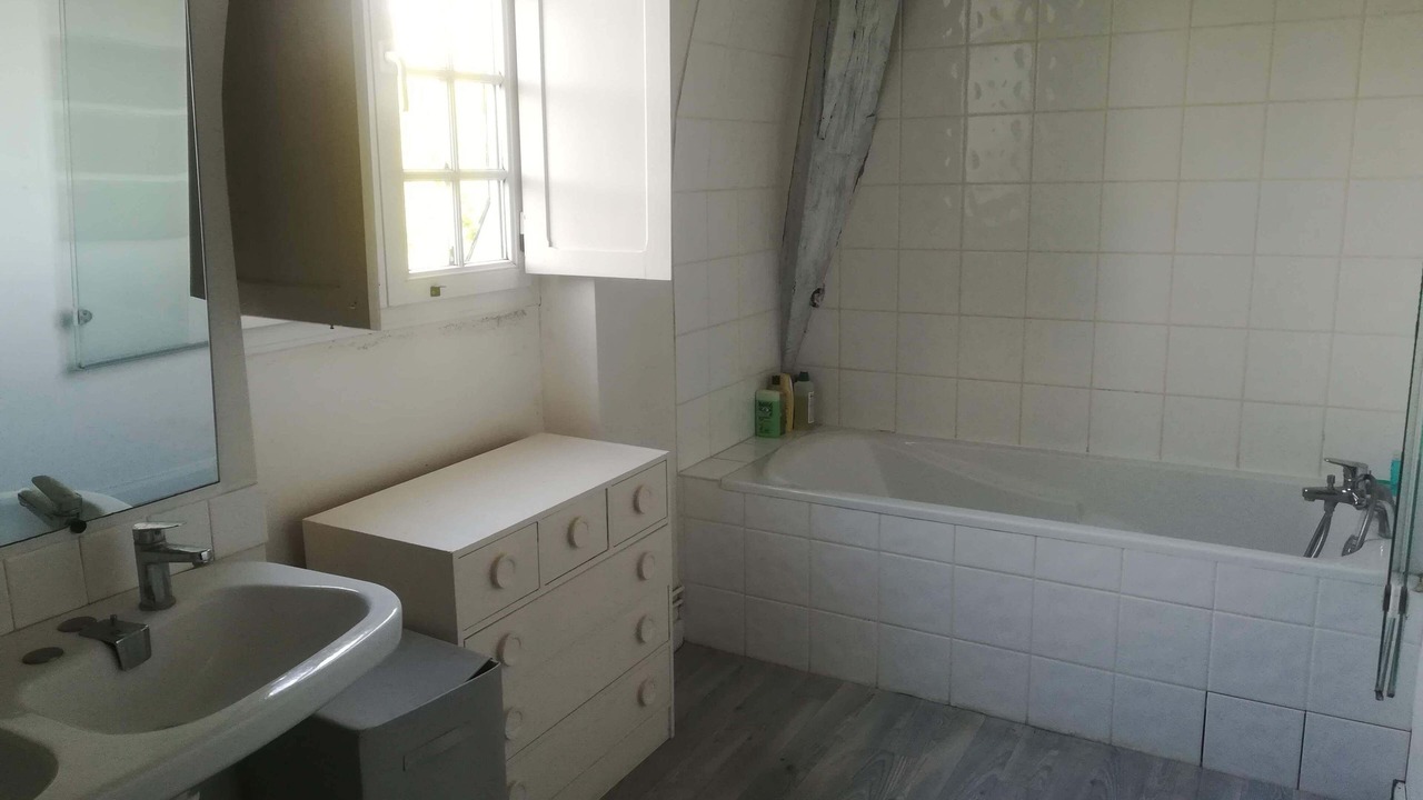 Photo of Bathroom in Princay