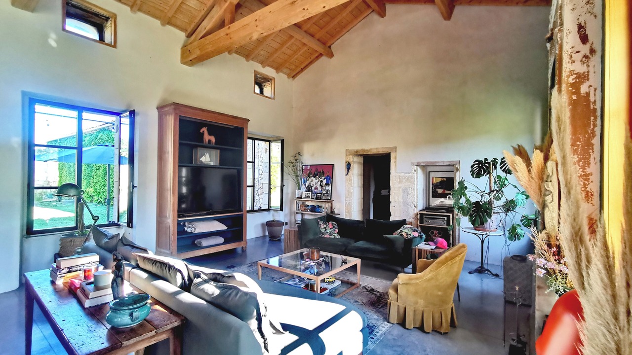 Photo of Livingroom in Haux