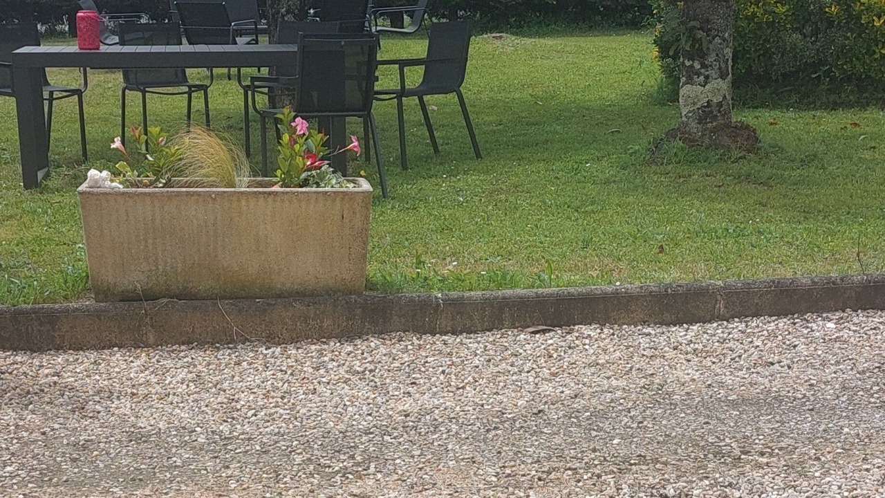 Photo of Outdoor in Saint-Genes-de-Castillon