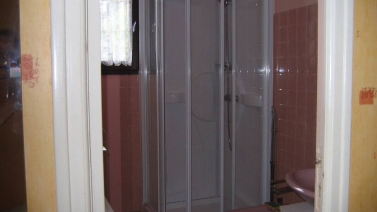 Photo of Bathroom in Gros-Chastang