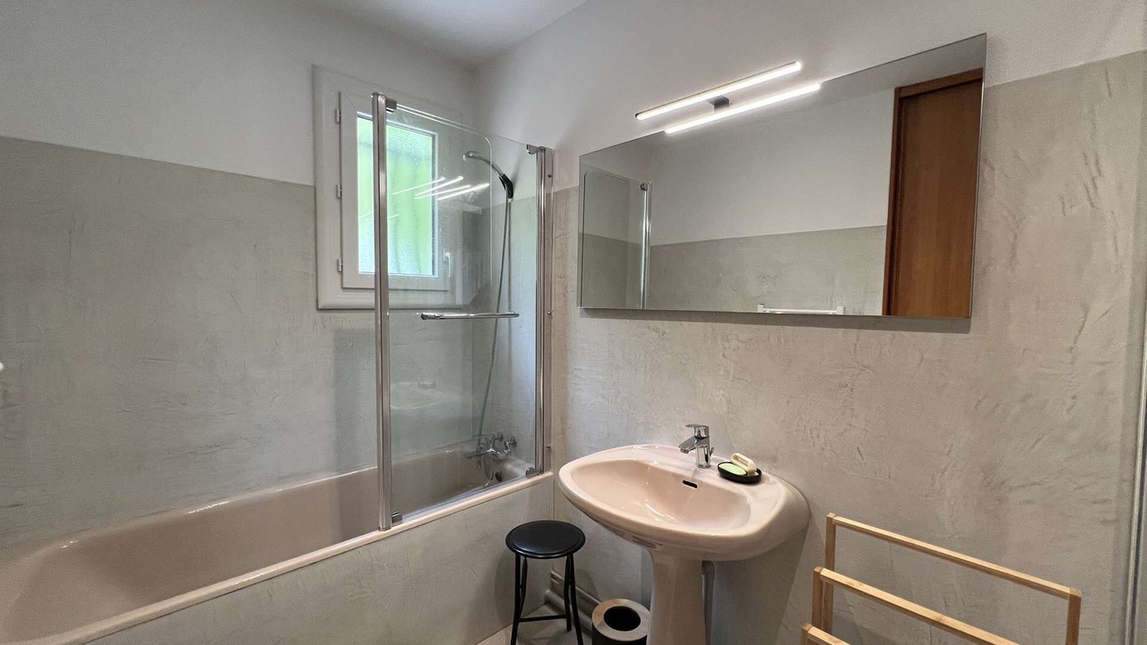 Photo of Bathroom in Saint-Vivien-de-Medoc