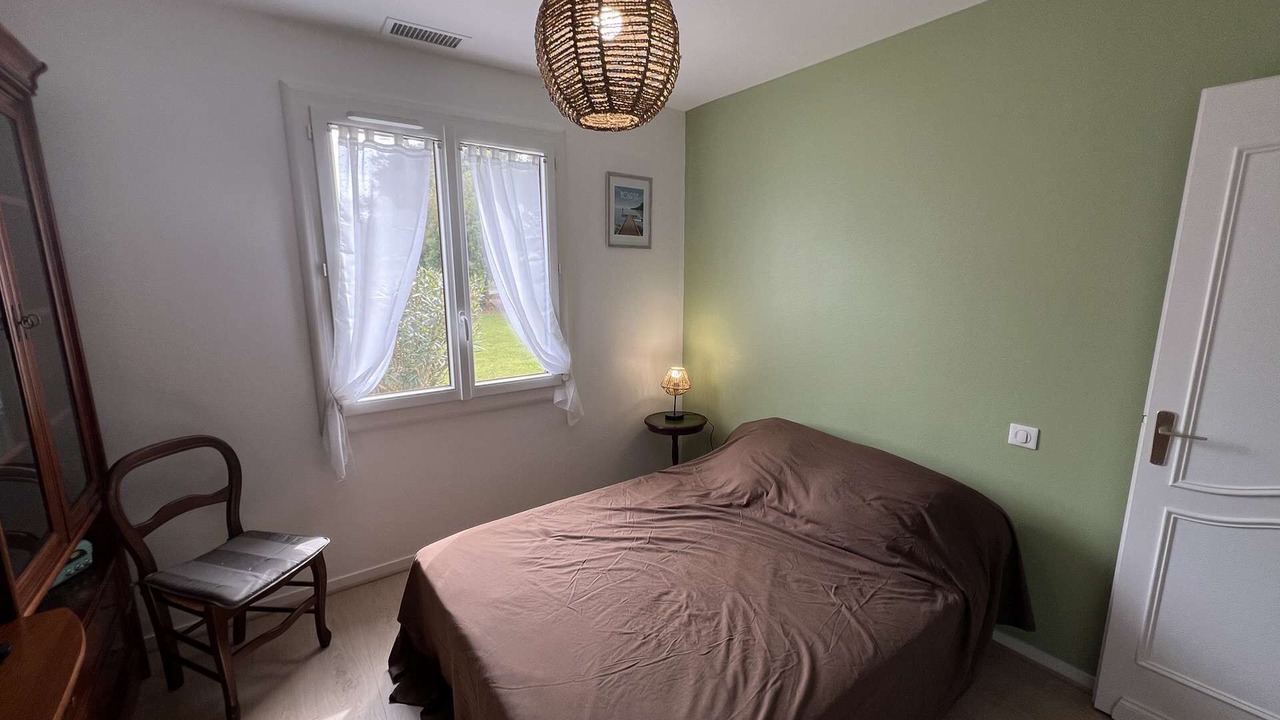 Photo of Bedroom in Saint-Vivien-de-Medoc