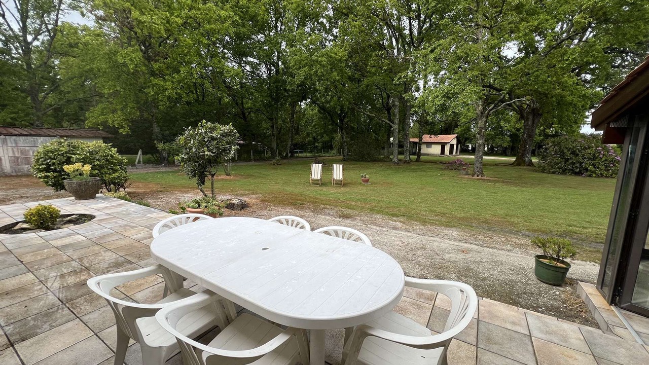 Photo of Outdoor in Saint-Vivien-de-Medoc
