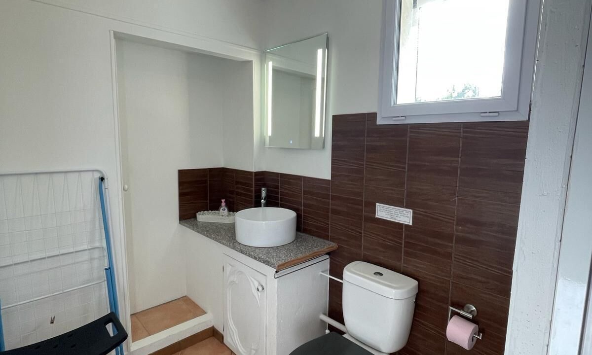 Photo of Bathroom in Chalais