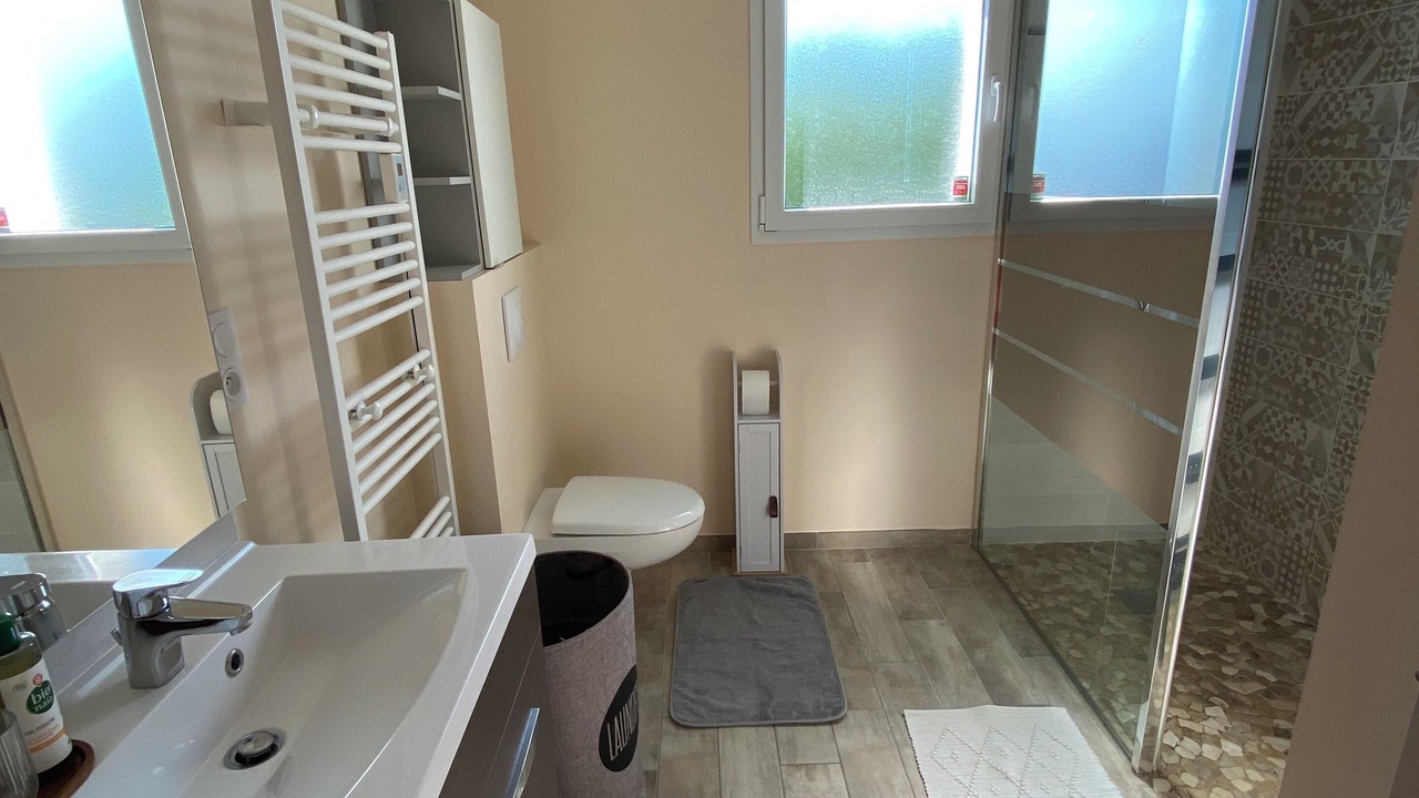 Photo of Bathroom in Saint-Martin-de-Hinx