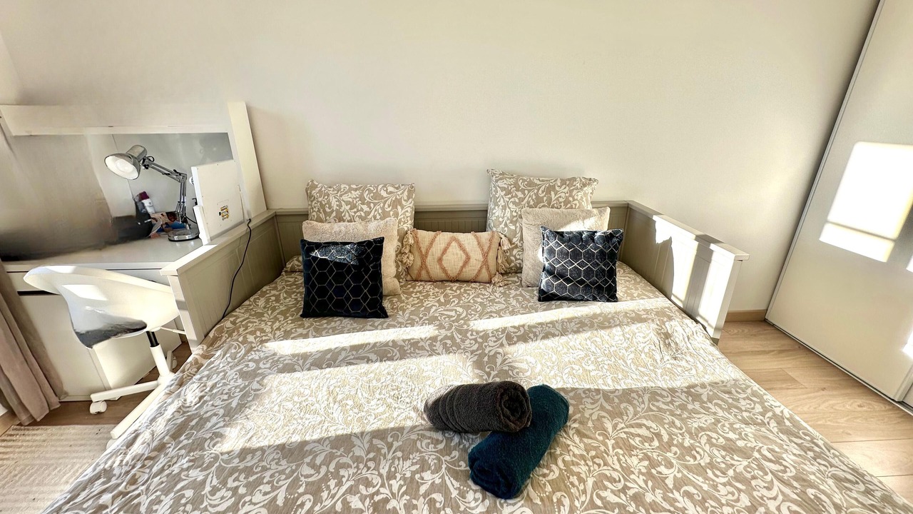 Photo of Bedroom in Libourne