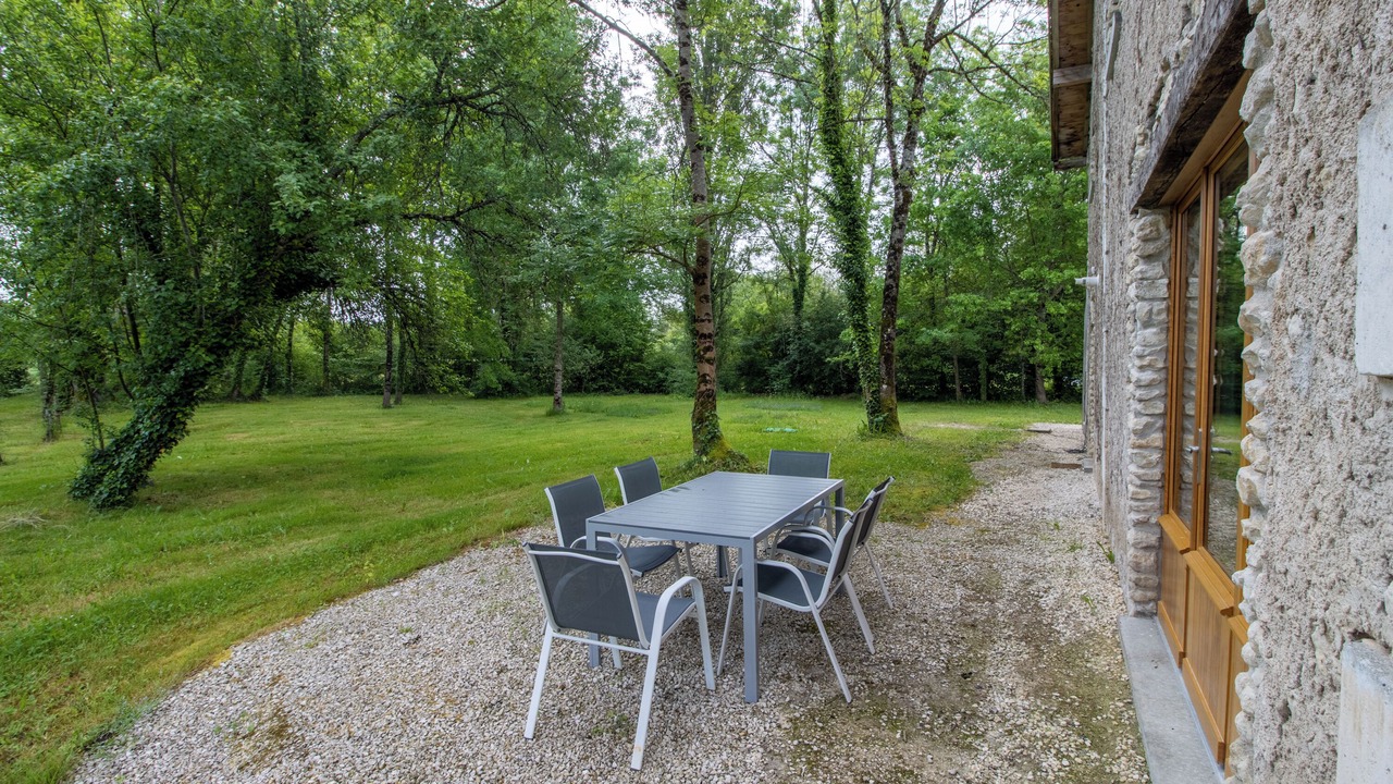 Photo of Outdoor in Chassaignes