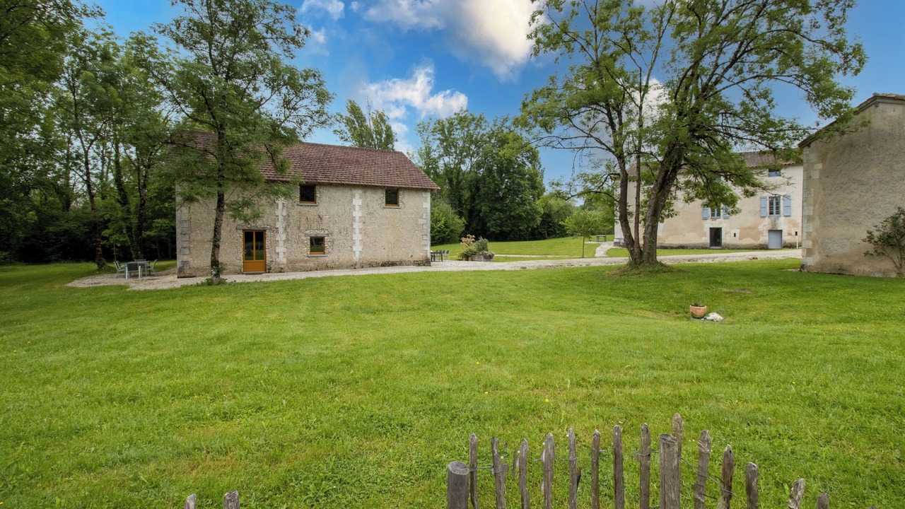 Photo of Outdoor in Chassaignes