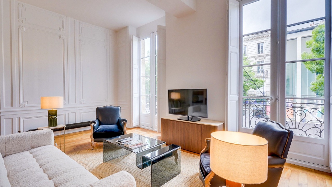 Photo of Livingroom in Bordeaux City Centre