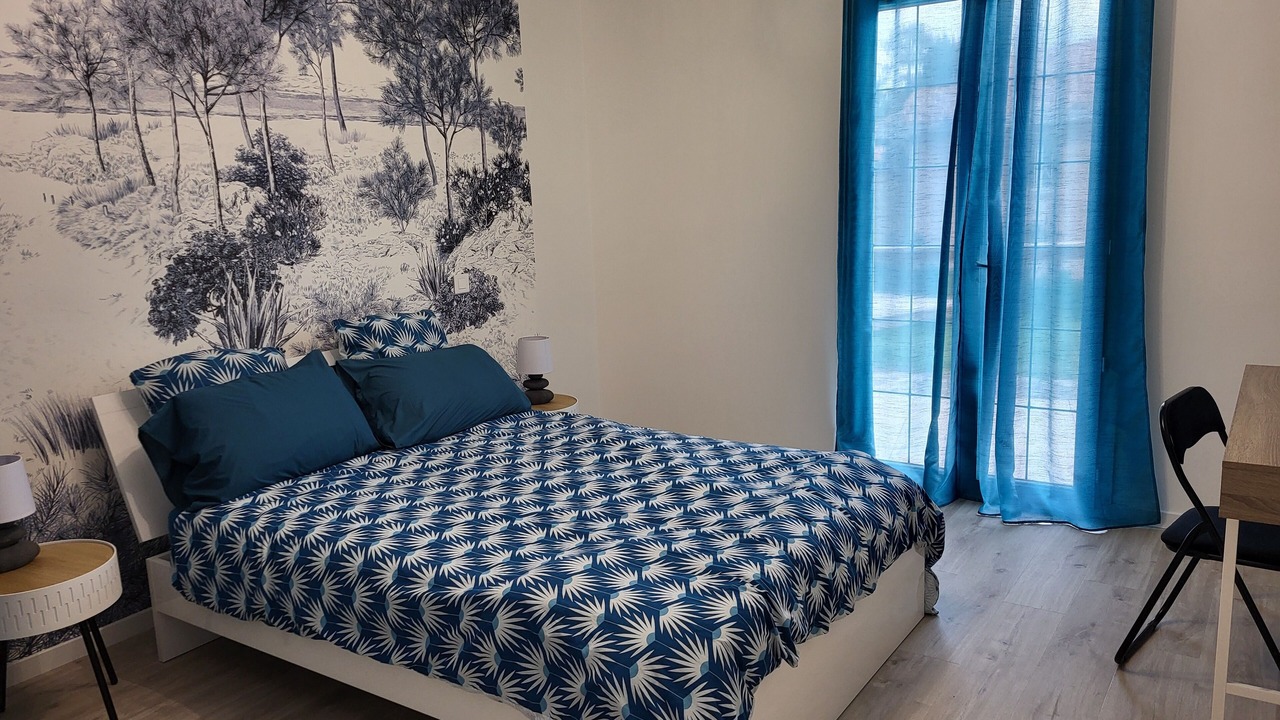 Photo of Bedroom in Gujan-Mestras