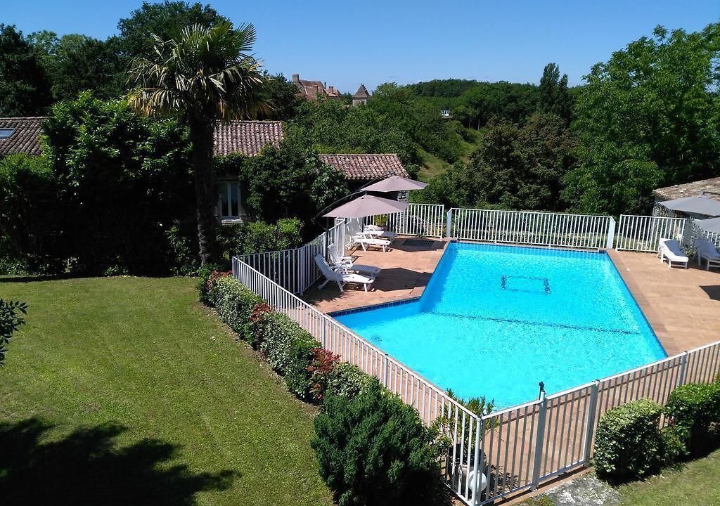 Photo of Outdoor in Lolme