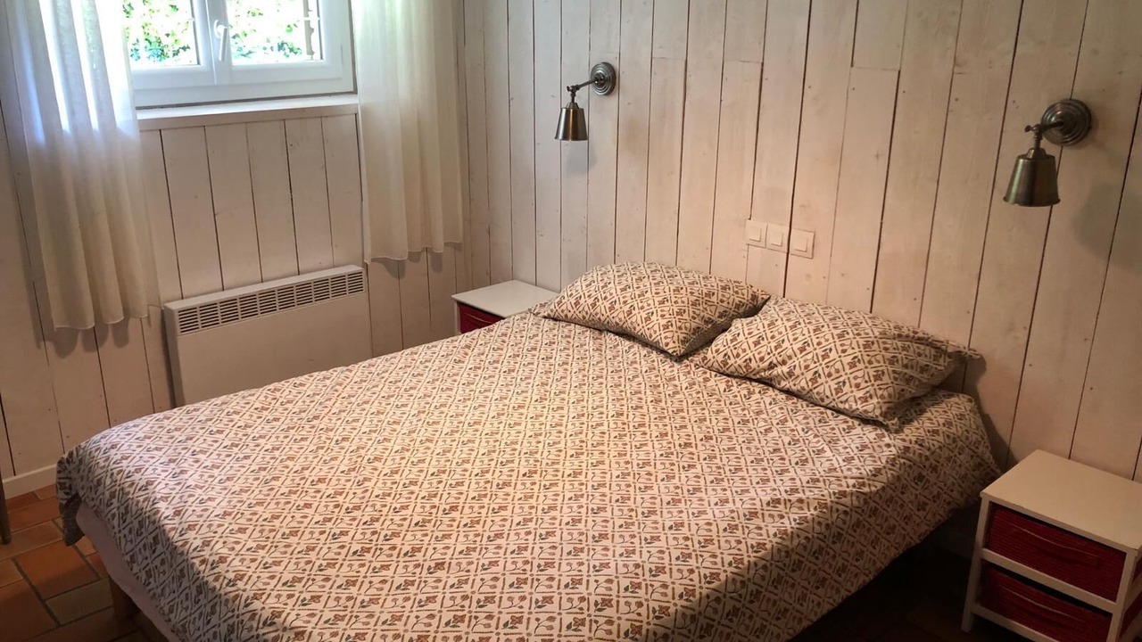 Photo of Bedroom in Lolme