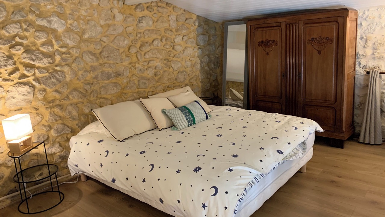 Photo of Bedroom in Portets