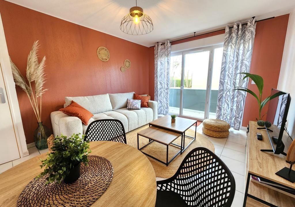 Photo of Livingroom in Begles