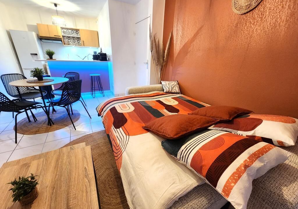 Photo of Bedroom in Begles