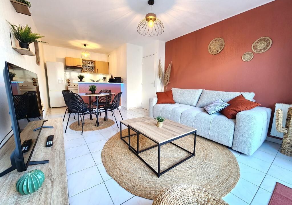 Photo of Livingroom in Begles