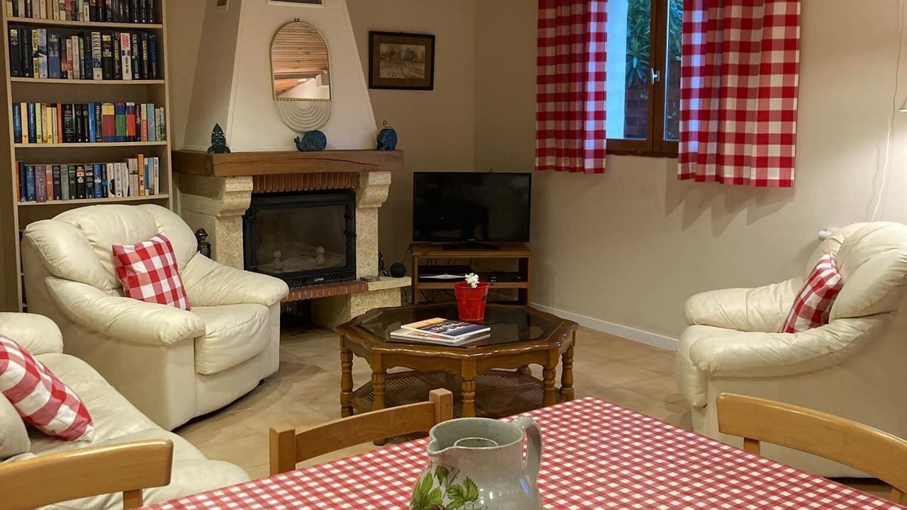Photo of Livingroom in Chatenet