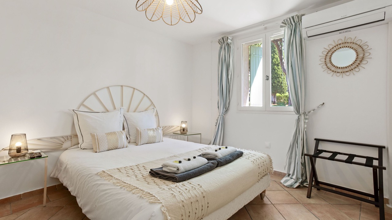 Photo of Bedroom in La Nartelle