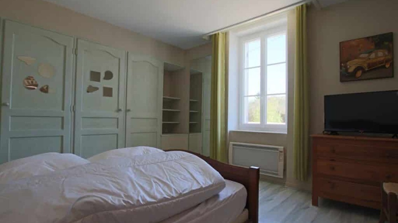 Photo of Bedroom in Romegoux