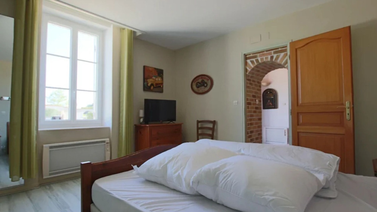 Photo of Bedroom in Romegoux