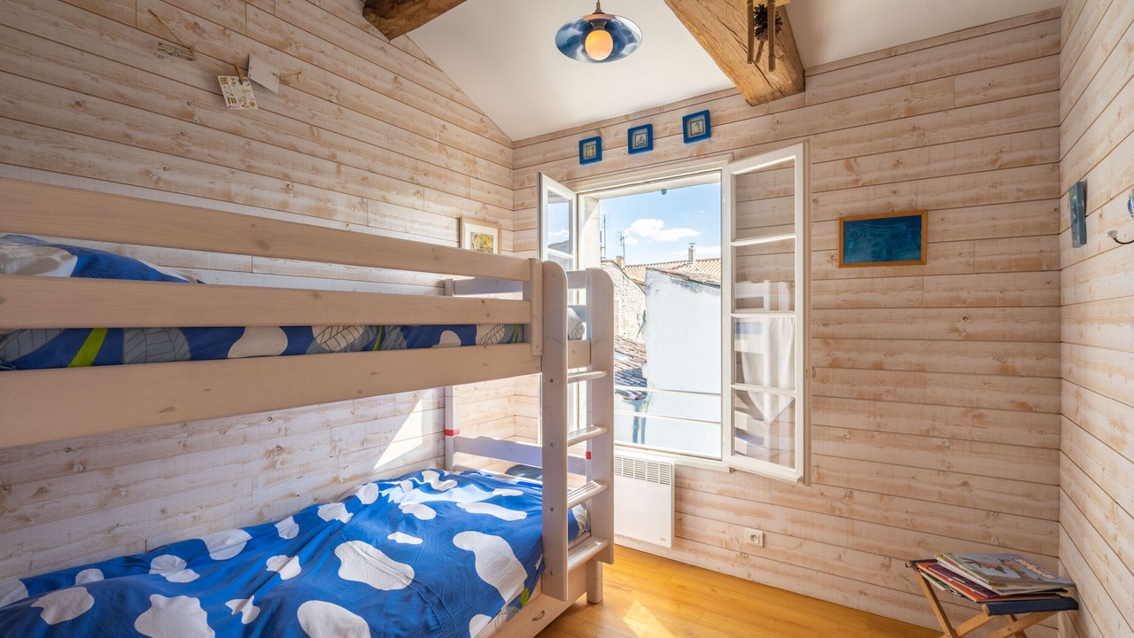 Photo of Bedroom in Mortagne-sur-Gironde