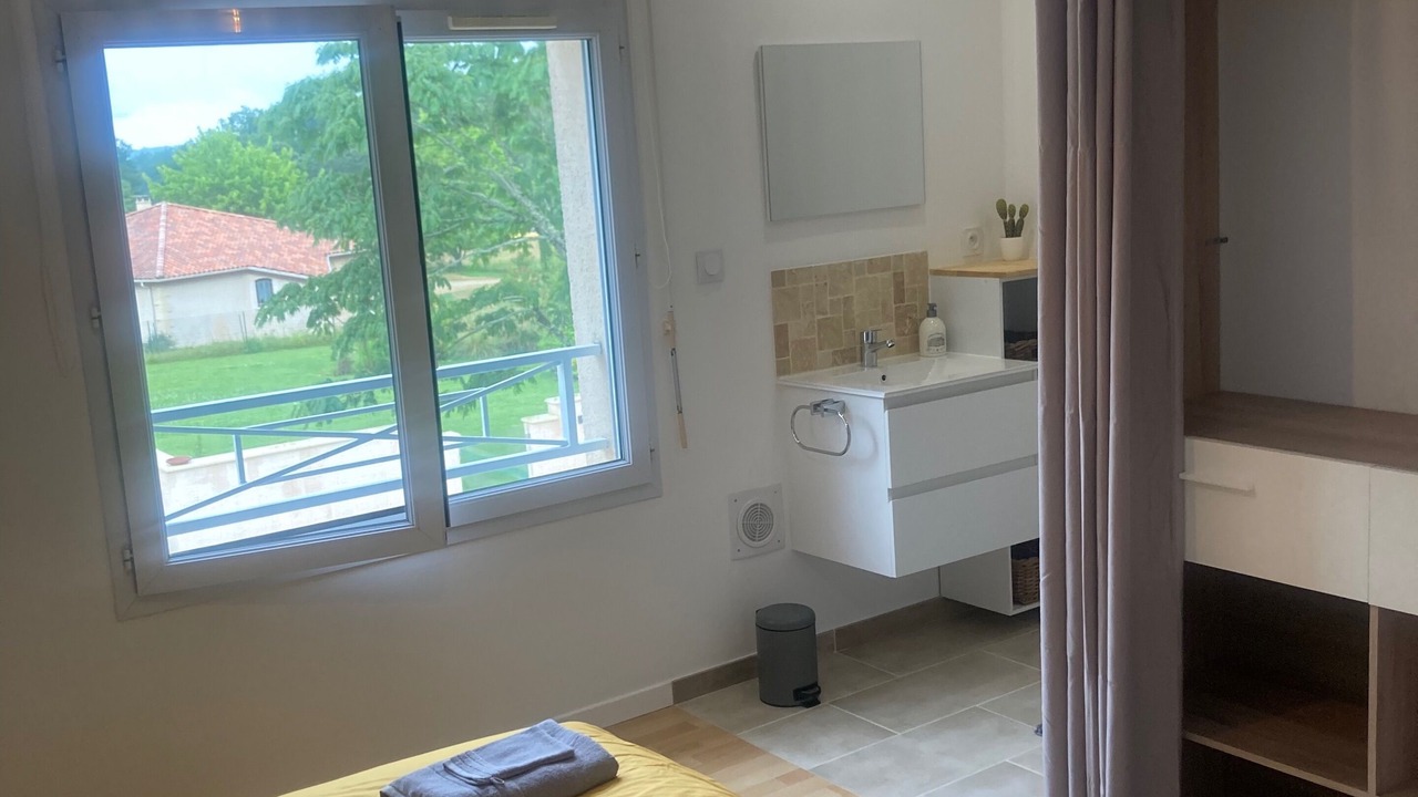Photo of Bedroom in Lalinde