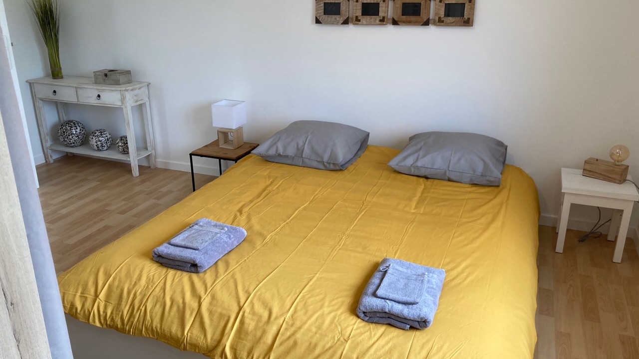 Photo of Bedroom in Lalinde