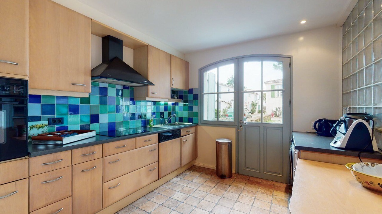 Photo of Kitchen in Les Portes-en-Re