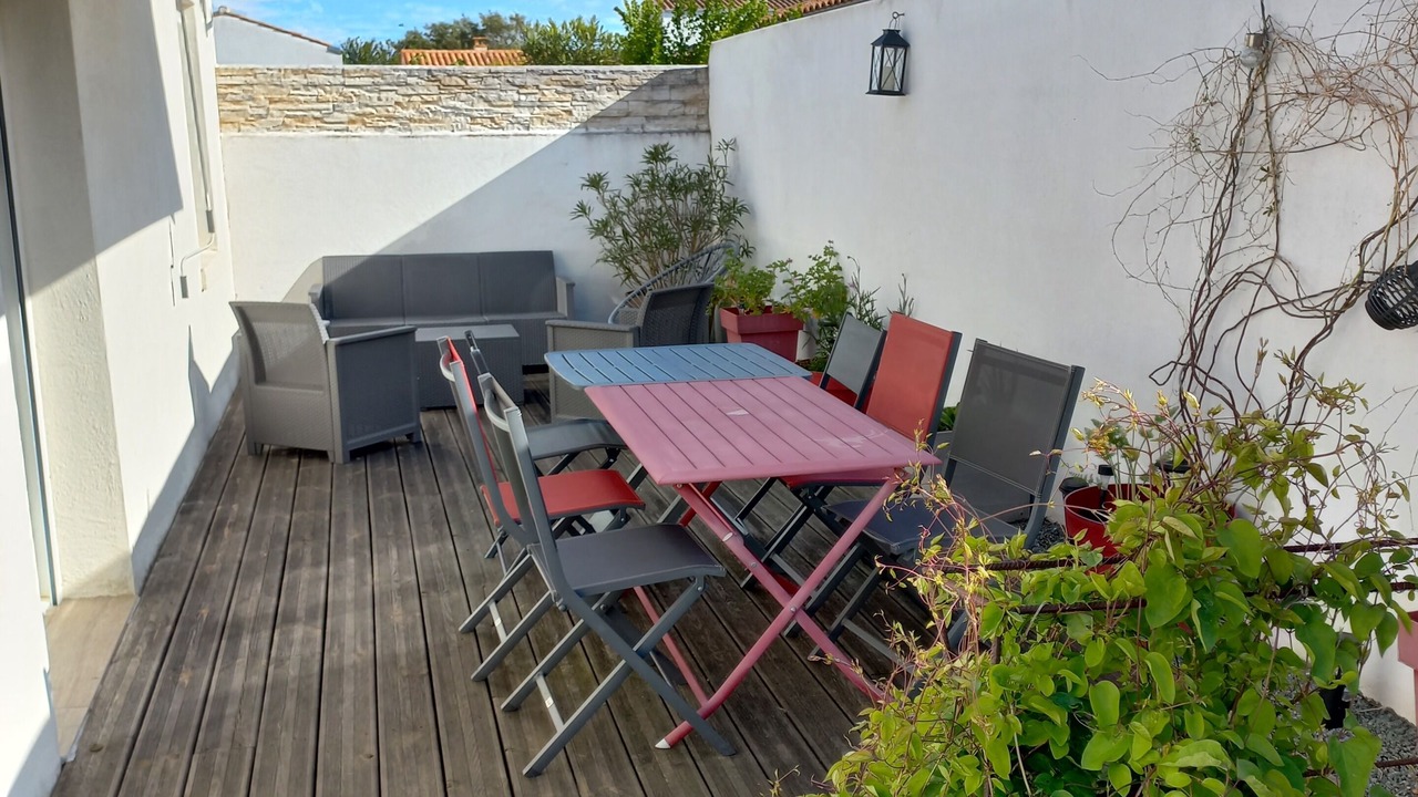 Photo of Outdoor in Cheray