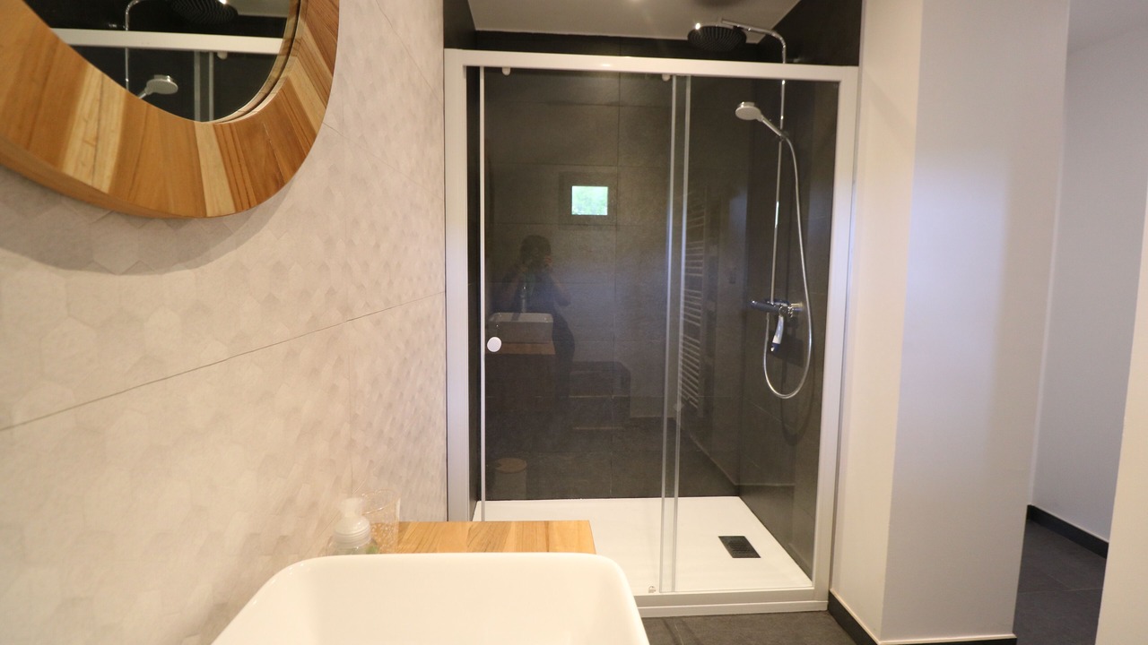 Photo of Bathroom in Beynac-et-Cazenac