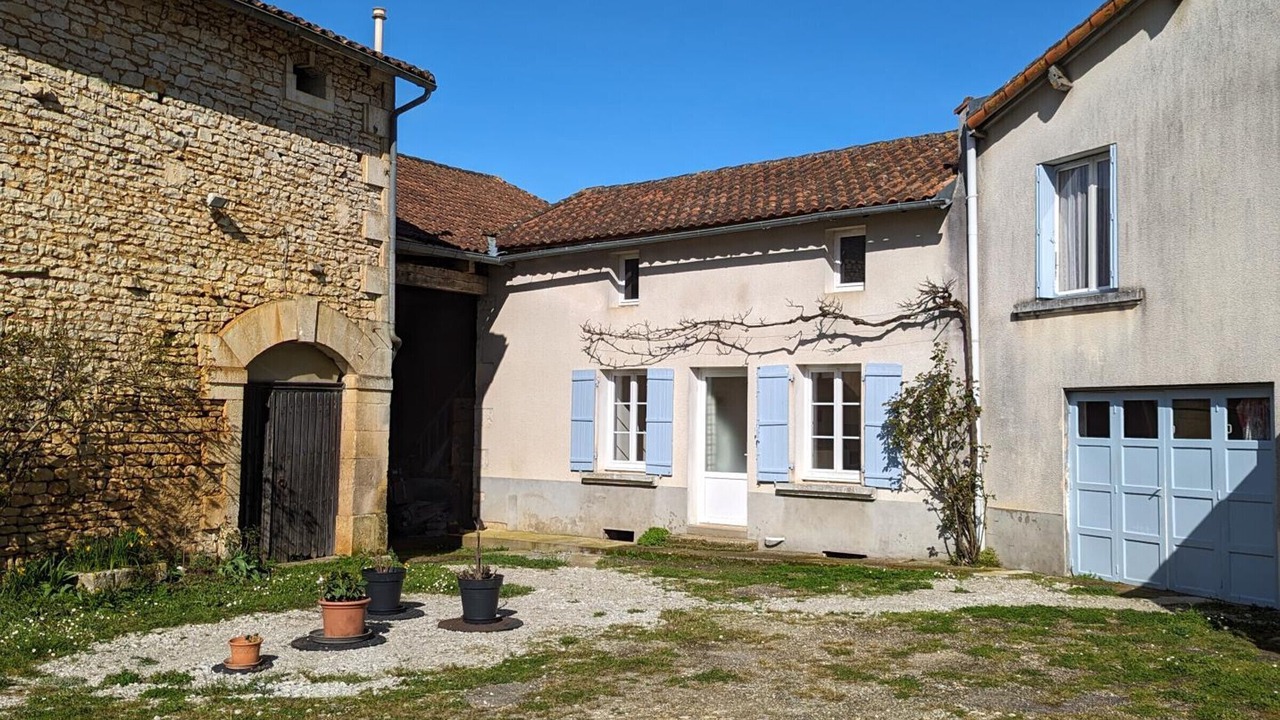 Photo of Outdoor in Poursac
