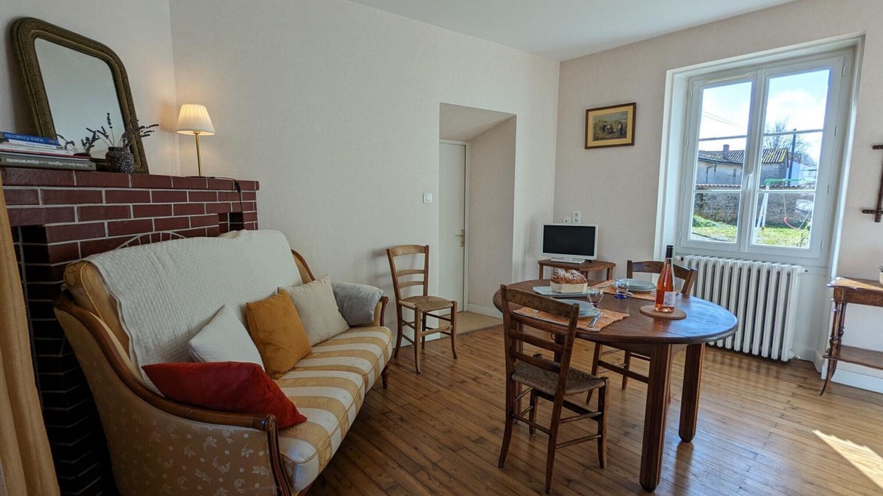 Photo of Livingroom in Poursac